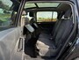 Volkswagen Touran 1.2 TSI Business 7 Persoons Panoramadak Camera Navi Stoelverwarming Clima PDC Cruise Trekhaak 17" Velgen
