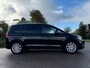 Volkswagen Touran 1.2 TSI Business 7 Persoons Panoramadak Camera Navi Stoelverwarming Clima PDC Cruise Trekhaak 17" Velgen