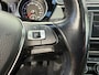 Volkswagen Touran 1.2 TSI Business 7 Persoons Panoramadak Camera Navi Stoelverwarming Clima PDC Cruise Trekhaak 17" Velgen