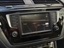 Volkswagen Touran 1.2 TSI Business 7 Persoons Panoramadak Camera Navi Stoelverwarming Clima PDC Cruise Trekhaak 17" Velgen