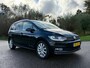 Volkswagen Touran 1.2 TSI Business 7 Persoons Panoramadak Camera Navi Stoelverwarming Clima PDC Cruise Trekhaak 17" Velgen