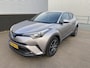 Toyota C-HR 1.8 Hybrid Style Edition automaat Afneembare trekhaak, dodehoek detectie, stoelen- & stuur verwarmd, adaptieve cruise control, achteruitrij camera