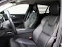Volvo V60 Cross Country 2.0 B5 AWD Pro Automaat / Trekhaak / Leder interieur / Privacy Glass / DAB