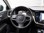 Volvo V60 Cross Country 2.0 B5 AWD Pro Automaat / Trekhaak / Leder interieur / Privacy Glass / DAB