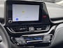 Toyota C-HR 2.0 Hybrid Dynamic 180PK! NL-auto! Keyless, navigatie, Apple CarPlay/Android Auto, achteruitrij camera, parkeersesoren v&a, adaptieve cruise control