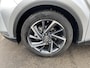 Toyota C-HR 2.0 Hybrid Dynamic 180PK! NL-auto! Keyless, navigatie, Apple CarPlay/Android Auto, achteruitrij camera, parkeersesoren v&a, adaptieve cruise control