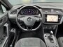 Volkswagen Tiguan Allspace 1.5 TSI R-Line * Trekhaak * Camera * Virtual Cockpit * Stoelverwarming *