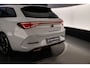 CUPRA Leon Sportstourer VZ Performance 1.4 TSI e-Hybrid 245pk DSG Automaat Panoramadak, Cruise control, Navigatie, Achteruitrijcamera, Stuurwiel verwarmd, Parkeersensoren, LED koplampen