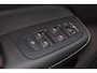 Volvo S60 Recharge T8 AWD R-Design - Panorama/schuifdak - IntelliSafe Assist - 360º Camera - Harman/Kardon audio - Adaptieve LED koplampen - Verwarmde voorstoelen & stuur - Parkeersensoren voor & achter - Elektr. bedienb. voorstoelen met geheugen - 19' LMV
