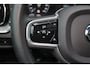 Volvo S60 Recharge T8 AWD R-Design - Panorama/schuifdak - IntelliSafe Assist - 360º Camera - Harman/Kardon audio - Adaptieve LED koplampen - Verwarmde voorstoelen & stuur - Parkeersensoren voor & achter - Elektr. bedienb. voorstoelen met geheugen - 19' LMV