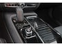 Volvo S60 Recharge T8 AWD R-Design - Panorama/schuifdak - IntelliSafe Assist - 360º Camera - Harman/Kardon audio - Adaptieve LED koplampen - Verwarmde voorstoelen & stuur - Parkeersensoren voor & achter - Elektr. bedienb. voorstoelen met geheugen - 19' LMV