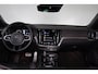 Volvo S60 Recharge T8 AWD R-Design - Panorama/schuifdak - IntelliSafe Assist - 360º Camera - Harman/Kardon audio - Adaptieve LED koplampen - Verwarmde voorstoelen & stuur - Parkeersensoren voor & achter - Elektr. bedienb. voorstoelen met geheugen - 19' LMV