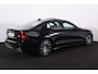 Volvo S60 Recharge T8 AWD R-Design - Panorama/schuifdak - IntelliSafe Assist - 360º Camera - Harman/Kardon audio - Adaptieve LED koplampen - Verwarmde voorstoelen & stuur - Parkeersensoren voor & achter - Elektr. bedienb. voorstoelen met geheugen - 19' LMV