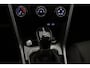 Volkswagen T-Roc Life Edition 1.5 TSI 150pk DSG Automaat Adaptive cruise control, Achteruitrijcamera, LED koplampen, Airco, DAB, Radio, App connect, Parkeersensoren