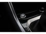Volkswagen T-Roc Life Edition 1.5 TSI 150pk DSG Automaat Adaptive cruise control, Achteruitrijcamera, LED koplampen, Airco, DAB, Radio, App connect, Parkeersensoren