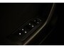 Volkswagen T-Roc Life Edition 1.5 TSI 150pk DSG Automaat Adaptive cruise control, Achteruitrijcamera, LED koplampen, Airco, DAB, Radio, App connect, Parkeersensoren