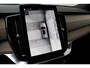 Volvo XC90 2.0 T8 Plug-in hybrid AWD Ultra Bright | Cardomon Nappa leder | Trekhaak | Headup Display | Luchtvering | Bowers & Wilkins | 6,4KW Boordlader | One Pedal Drive | Stoelmassage | Stoelventilatie | Driver Assistance | Driver Awareness | Getinte ramen achter | Elektrisch verstelbare voorstoelen met geheugen | 22 Inch | Visual Park Assist |  Full Led | Panoramadak | Draadloos opladen telefoon | Google Maps | Google Assistant | Blis | Adaptieve Cruise Control
