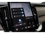 Volvo XC90 2.0 T8 Plug-in hybrid AWD Ultra Bright | Cardomon Nappa leder | Trekhaak | Headup Display | Luchtvering | Bowers & Wilkins | 6,4KW Boordlader | One Pedal Drive | Stoelmassage | Stoelventilatie | Driver Assistance | Driver Awareness | Getinte ramen achter | Elektrisch verstelbare voorstoelen met geheugen | 22 Inch | Visual Park Assist |  Full Led | Panoramadak | Draadloos opladen telefoon | Google Maps | Google Assistant | Blis | Adaptieve Cruise Control