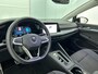 Volkswagen Golf 1.0 eTSI Life | 110 PK | Automaat | Camera | Navigatie | Carplay | Climatronic (Automatische Airco) | 3-Zone Airco |