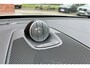 Volvo XC60 T8 Plug-in hybrid AWD Ultra Bright | Luchtvering | Trekhaak | Verwarmbare voorstoelen | Verwarmbaar stuurwiel | Massagefunctie voorstoelen | Verwarmbare achterbank | Premium audio by Bowers & Wilkins | Panoramadak | Rondom zichtcamera | 21 inch Lichtmetalen velgen | Alarmklasse 3