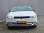 Hyundai Ioniq 5 Lounge AWD 77.4 kWh 325pk / Fabrieksgarantie tot 02-2029 / Batterijgarantie 8 jaar / 100% SOH / 1600kg Trekgewicht / Origineel NL Auto / Panoramadak / Camera buitenspiegels / DAB / Bose audio / HUD / Navigatie / Stuur-, voorstoel- en achterbank verwarming / Stoelventilatie /