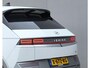 Hyundai Ioniq 5 Lounge AWD 77.4 kWh 325pk / Fabrieksgarantie tot 02-2029 / Batterijgarantie 8 jaar / 100% SOH / 1600kg Trekgewicht / Origineel NL Auto / Panoramadak / Camera buitenspiegels / DAB / Bose audio / HUD / Navigatie / Stuur-, voorstoel- en achterbank verwarming / Stoelventilatie /