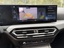 BMW 3-Serie 320e PHEV AUTOMAAT | Navigatie GROOT scherm | Cruise | Climate | Leder | Camera | Apple Carplay/Android Auto