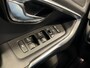 Volvo V40 2.0 T4 Business Sport | Navigatie | LM Velgen 17" | Panoramadak | Lederen Bekleding | Voorstoelen Verwarmd | Cruise Control | Airco |
