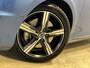 Volvo V40 2.0 T4 Business Sport | Navigatie | LM Velgen 17" | Panoramadak | Lederen Bekleding | Voorstoelen Verwarmd | Cruise Control | Airco |