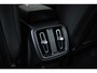 Volvo XC40 T2 Automaat Momentum | Stoelverwarming | Navigatie | Parkeersensoren voor + achter | Parkeercamera | Verwarmbaar stuurwiel | 23.126km! | Apple carplay/Android auto | Volvo on Call