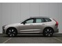 Volvo XC60 T6 Plug-in hybrid AWD Ultra Dark | Adaptive Cruise & Pilot Assist | Panoramisch Schuif-/Kanteldak | Semi- Elektrische Trekhaak | 360-Camera | Harman Kardon Premium Audio | Draadloze Telefoonlader