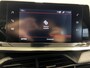 Peugeot 208 1.2 PureTech GT | Navigatie/Apple Carplay/Android Auto | LM Velgen 17" | Achteruitrijcamera + PDC V+A | Cruise Control | Voorstoelen Verwarmd | Airco |