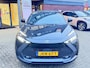 Toyota C-HR Hybrid 140 FIRST EDITION STOEL/STUURVERW 4S-BANDEN BLIND SPOT EL-ACHTERKLEP PARK-SENSOREN CAMERA NAVI APPLE/ANDROID KEYLESS LED 18'' LM-VELGEN