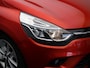 Renault Clio Estate TCe 90pk Limited | Eerste Eigenaar | Volledig Dealer onderhouden | Navigatie | Parkeersensoren achter | lm velgen | Cruise control |