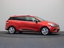 Renault Clio Estate TCe 90pk Limited | Eerste Eigenaar | Volledig Dealer onderhouden | Navigatie | Parkeersensoren achter | lm velgen | Cruise control |