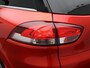 Renault Clio Estate TCe 90pk Limited | Eerste Eigenaar | Volledig Dealer onderhouden | Navigatie | Parkeersensoren achter | lm velgen | Cruise control |