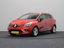 Renault Clio Estate TCe 90pk Limited | Eerste Eigenaar | Volledig Dealer onderhouden | Navigatie | Parkeersensoren achter | lm velgen | Cruise control |