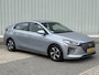 Hyundai Ioniq 1.6 GDi Comfort / Automaat / Parkeersensoren Voor + Achter / Achteruitrijcamera / Adaptieve Cruise Control / Bluetooth / Navigatie / Climate Control / Apple CarPlay & Android Auto / Origineel Nederlands / Dealer Onderhouden /
