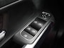 Mercedes-Benz GLB 200 Business Solution AMG 7p. | Night | Panoramadak | 7-persoons | Keyless | Memory | Multibeam | Sfeerverlichting |