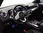 Mercedes-Benz GLB 200 Business Solution AMG 7p. | Night | Panoramadak | 7-persoons | Keyless | Memory | Multibeam | Sfeerverlichting |