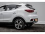 MG ZS MG EV Luxury 45 kWh Panoramadak/ Leer/ Stoelverwarming/ Adapt. cruise/ Camera/ Carplay