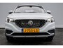 MG ZS MG EV Luxury 45 kWh Panoramadak/ Leer/ Stoelverwarming/ Adapt. cruise/ Camera/ Carplay