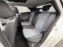 Hyundai i20 1.2 HP i-Motion Premium Glazen schuif-kanteldak / Dealer onderhouden / Vierseizoensbanden / Climate Control / Cruise Control / Licht en Regensensor/  Pakeersensoren voor + achter