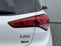 Hyundai i20 1.2 HP i-Motion Premium Glazen schuif-kanteldak / Dealer onderhouden / Vierseizoensbanden / Climate Control / Cruise Control / Licht en Regensensor/  Pakeersensoren voor + achter