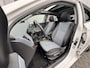 Hyundai i20 1.2 HP i-Motion Premium Glazen schuif-kanteldak / Dealer onderhouden / Vierseizoensbanden / Climate Control / Cruise Control / Licht en Regensensor/  Pakeersensoren voor + achter