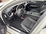 Volvo V60 2.0 T5 Momentum | Cruise control | Extra getint glas | Elektr. bedienbare achterklep | Navigatie | Mistlampen | Trekhaak | 18" lichtmetalen velgen | Noodreservewiel |