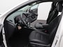 Kia Niro EV Edition Advanced 64.8 kWh | Navi | Stoel-stuurverwarming | Keyless entry & start | Metallic lak | Dodehoeksensoren | Climate Control