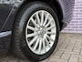 Volvo V70 2.5T Momentum | Young timer! | Stoelverwarming | Trekhaak | Leder | elektrisch bedienbare achterklep | 6 CD wisselaar |