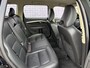 Volvo V70 2.5T Momentum | Young timer! | Stoelverwarming | Trekhaak | Leder | elektrisch bedienbare achterklep | 6 CD wisselaar |