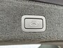 Volvo V70 2.5T Momentum | 12 mnd BOVAG GARANTIE | Nederlandse auto | Stoelverwarming | Trekhaak | Leder | elektrisch bedienbare achterklep | 6 CD wisselaar |